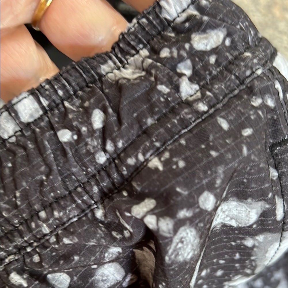 Billabong A/Div Serf Tech Performance Iceberg Sho… - image 8